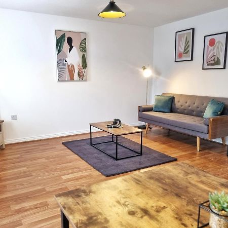 Modern & Spacious 3 Bedrooms And 2 Bathrooms Home, Free Parking! Cambridge  Exterior foto